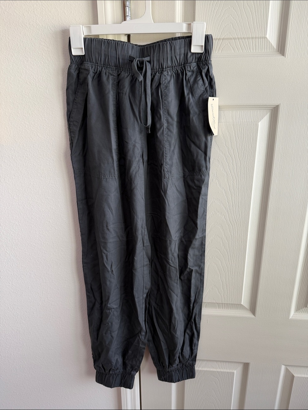 Universal Thread Black Drawstring Jogger Pants